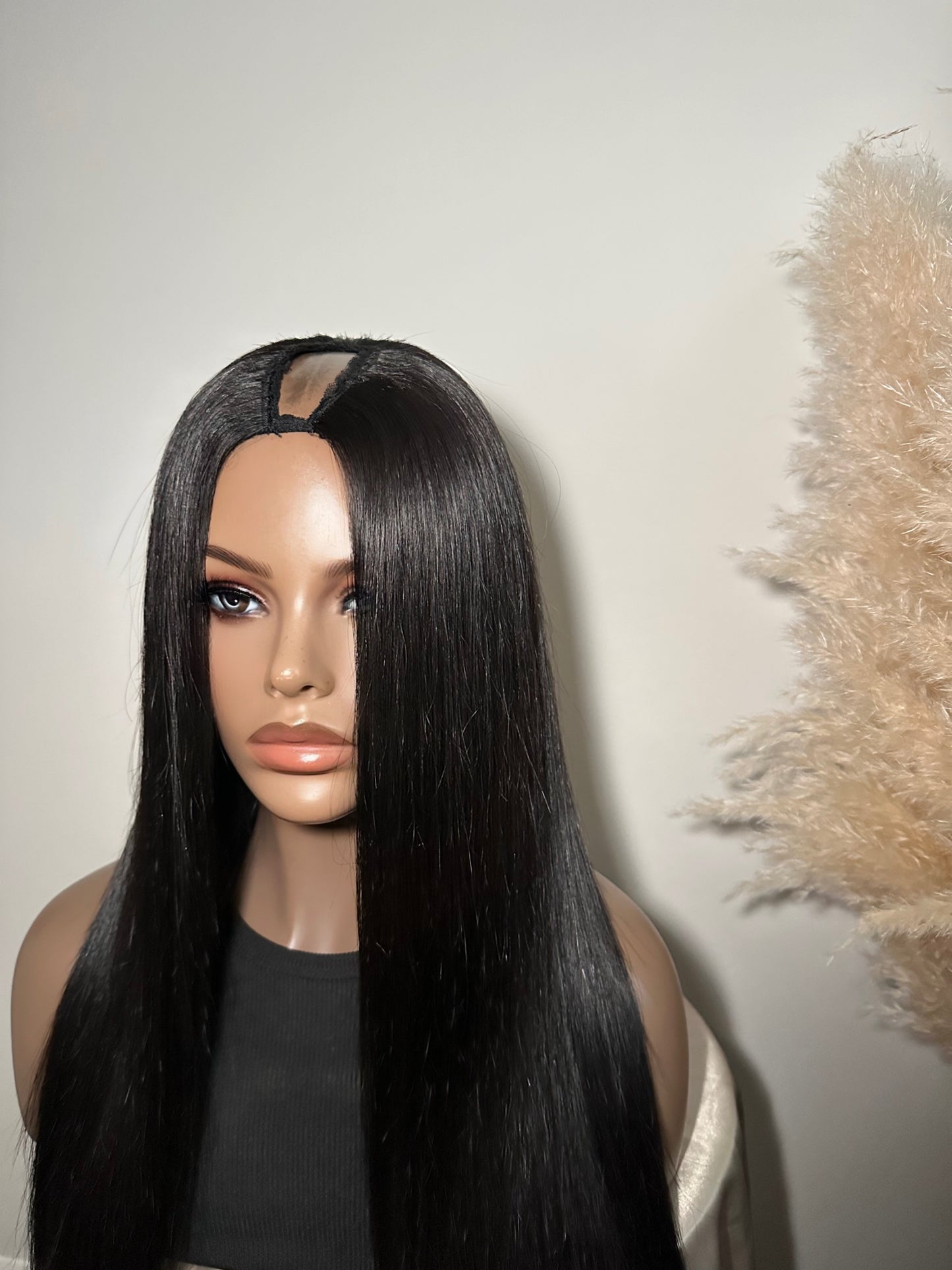 Kim U-Part Wig